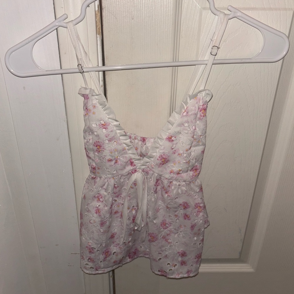 white shein tank top with pink floral design